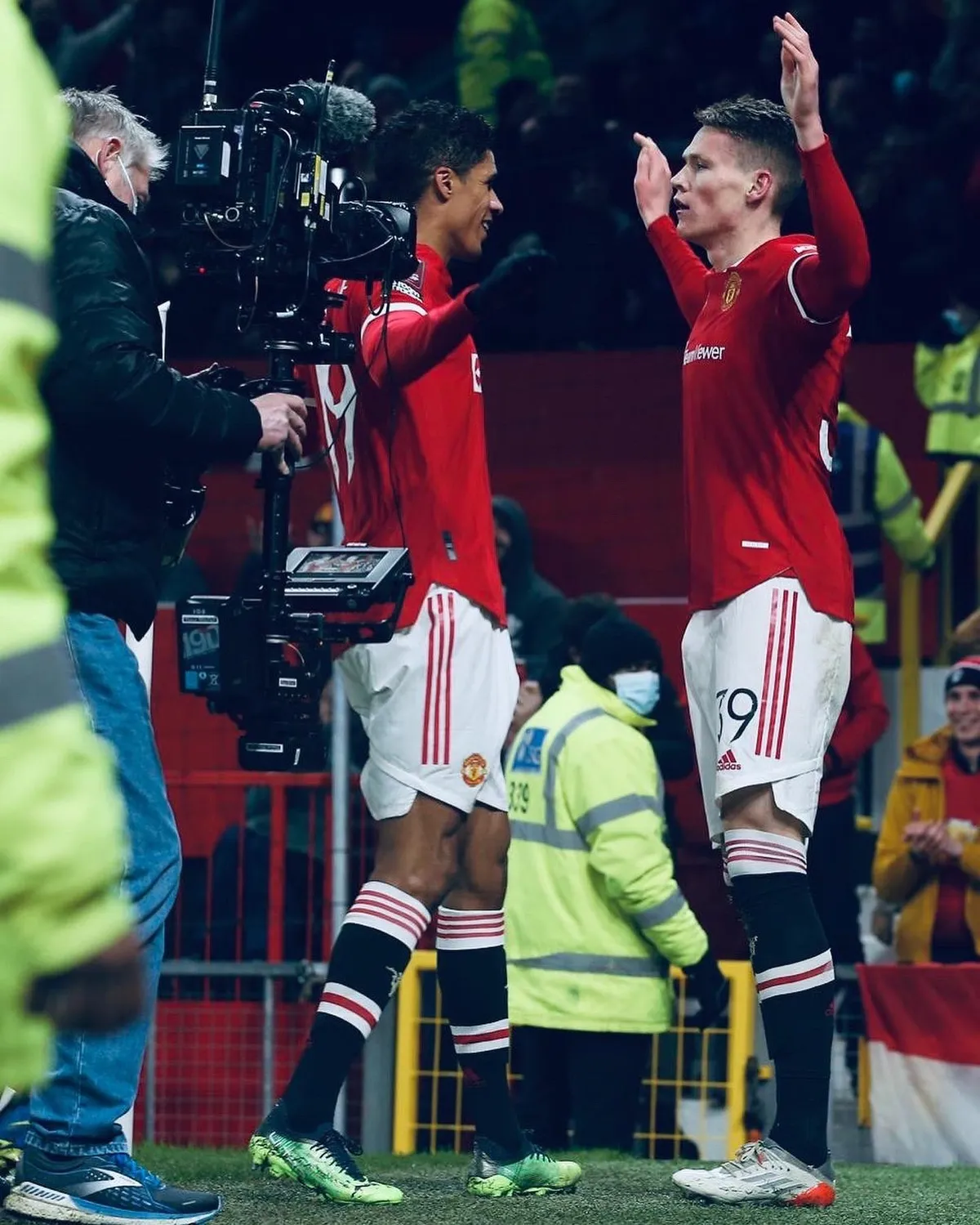 Thắng tối thiểu Aston Villa, Man Utd vào vòng 4 FA Cup - Ảnh 2. Thắng tối thiểu Aston Villa, Man Utd vào vòng 4 FA Cup - Ảnh 2.