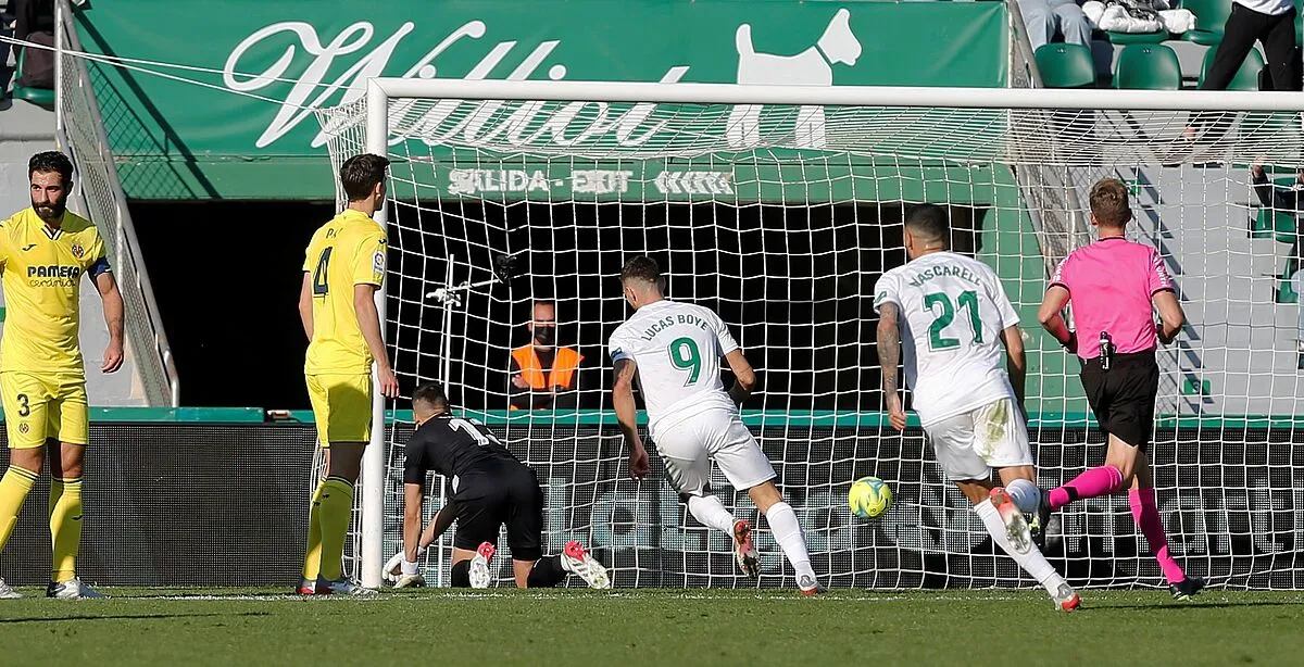 Villarreal bất ngờ thất bại trước Elche - Ảnh 1. Villarreal bất ngờ thất bại trước Elche - Ảnh 1.