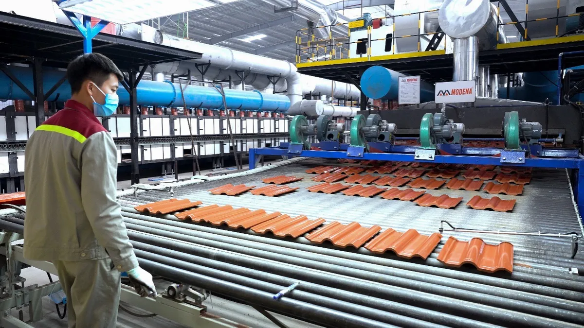 AMY GRUPO ra mắt thị trường sản phẩm ng&oacute;i tr&aacute;ng men cao cấp - Ảnh 4.