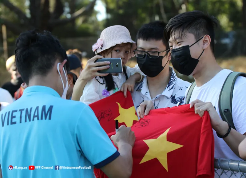 Thầy trò HLV Park Hang Seo gấp rút hoàn thiện khâu chuẩn bị trước trận tái đấu Australia - Ảnh 5.