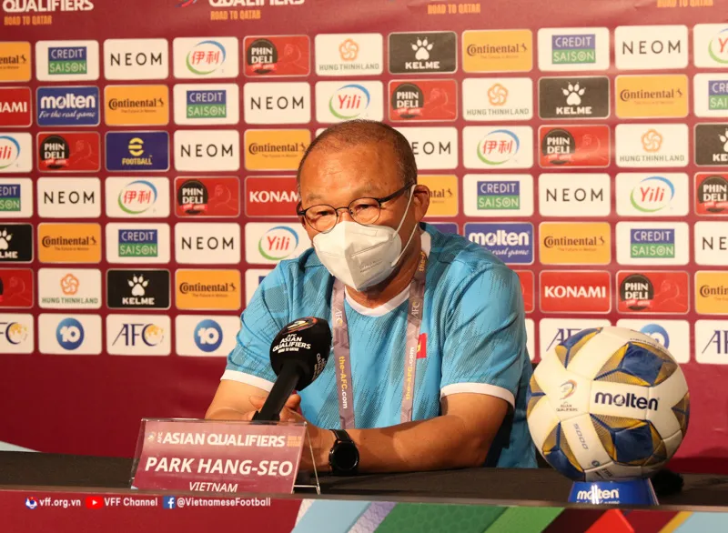 HLV Park Hang-seo: “ĐT Việt Nam sẽ cố gắng giành được điểm số trước Australia” - Ảnh 1. HLV Park Hang-seo: “ĐT Việt Nam sẽ cố gắng giành được điểm số trước Australia” - Ảnh 1.