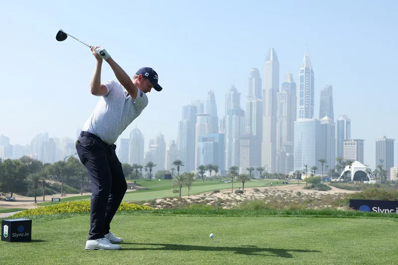 Justin Harding dẫn đầu sau vòng 3 giải golf Dubai Desert Classic - Ảnh 2. Justin Harding dẫn đầu sau vòng 3 giải golf Dubai Desert Classic - Ảnh 2.