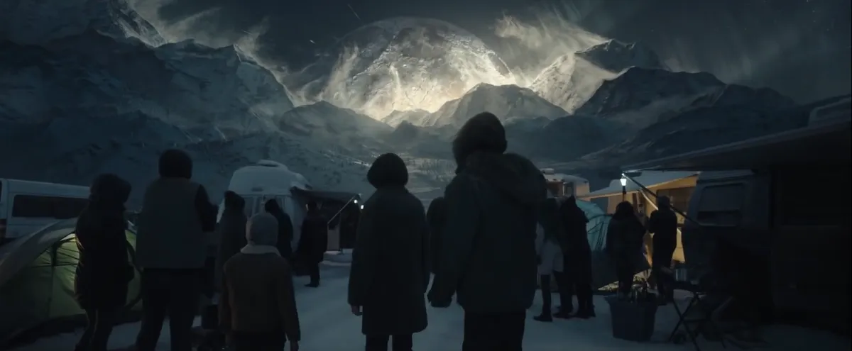 Bom tấn đề tài thảm họa 150 triệu đô “Moonfall đổ bộ màn ảnh Việt - Ảnh 2. Bom tấn đề tài thảm họa 150 triệu đô “Moonfall đổ bộ màn ảnh Việt - Ảnh 2.