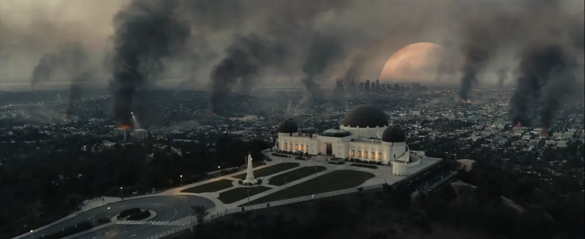 Bom tấn đề tài thảm họa 150 triệu đô “Moonfall đổ bộ màn ảnh Việt - Ảnh 3. Bom tấn đề tài thảm họa 150 triệu đô “Moonfall đổ bộ màn ảnh Việt - Ảnh 3.