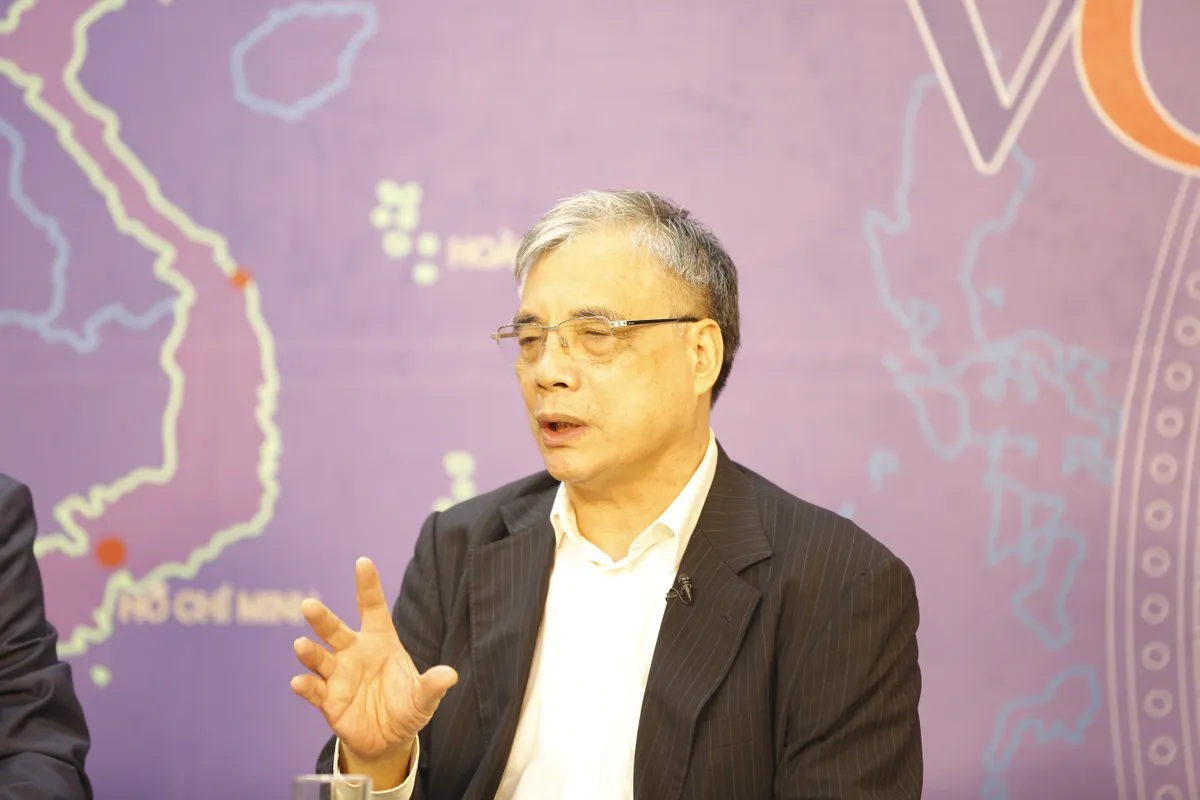 Ch&iacute;nh phủ v&agrave; doanh nghiệp đồng h&agrave;nh vượt kh&oacute; - Ảnh 6.