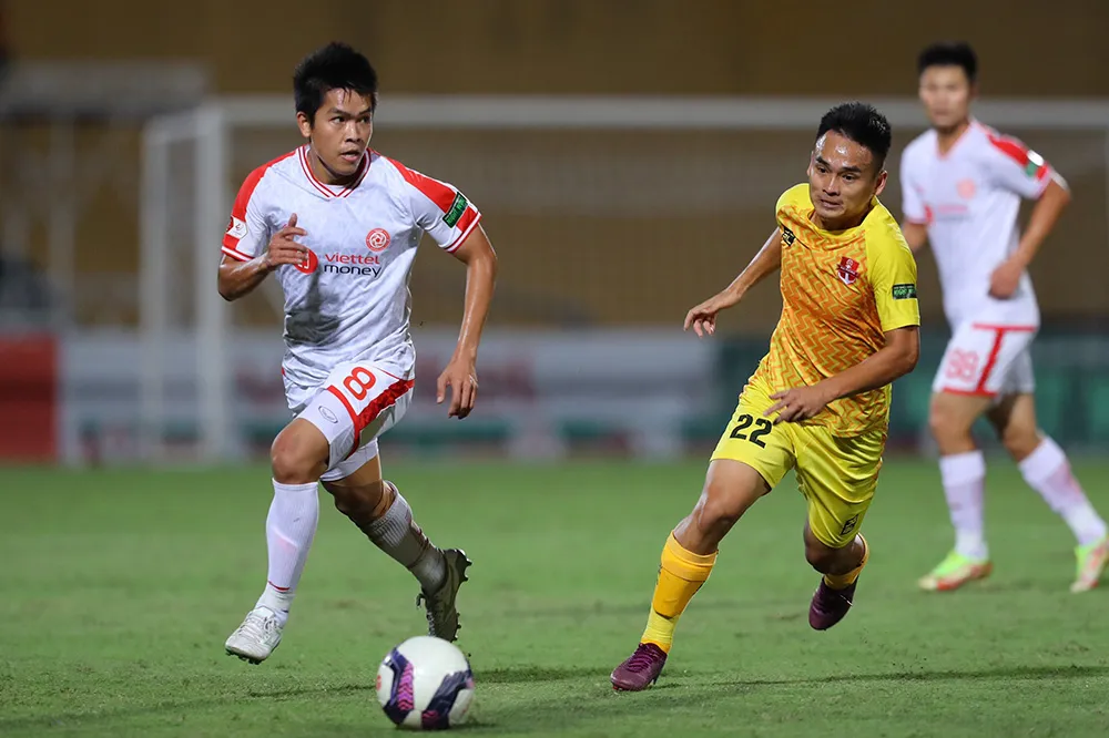 Tổng hợp vòng 18 Night Wolf V.League 1-2022: Các đội khách trỗi dậy mạnh mẽ - Ảnh 2. Tổng hợp vòng 18 Night Wolf V.League 1-2022: Các đội khách trỗi dậy mạnh mẽ - Ảnh 2.