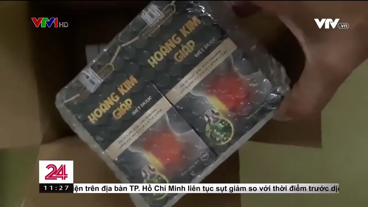 Biến thợ sửa đồ điện thành... bác sĩ đầu ngành để bán thuốc giả - Ảnh 5. Biến thợ sửa đồ điện thành... bác sĩ đầu ngành để bán thuốc giả - Ảnh 5.