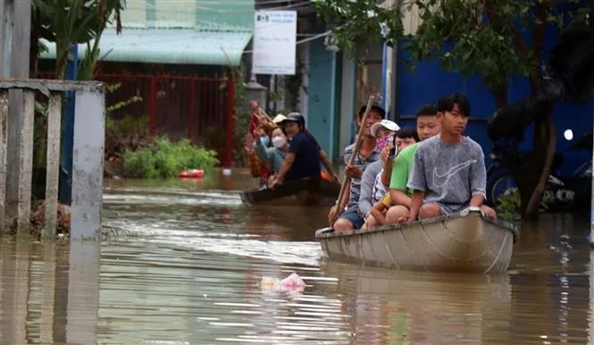 Quảng Nam: 2 người tử vong, 1 người mất tích do nước lũ cuốn trôi - Ảnh 7.