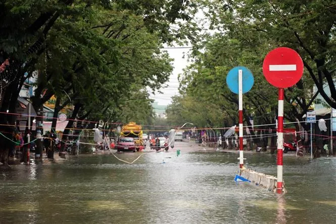 Quảng Nam: 2 người tử vong, 1 người mất tích do nước lũ cuốn trôi - Ảnh 5.