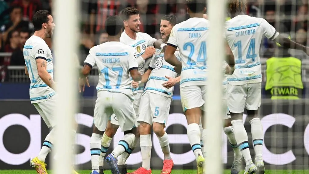 Hạ AC Milan, Chelsea lên đỉnh bảng Champions League - Ảnh 2. Hạ AC Milan, Chelsea lên đỉnh bảng Champions League - Ảnh 2.