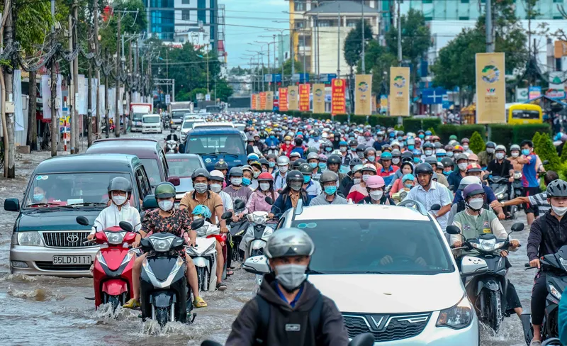 Cần Thơ: Từ đường phố đến bệnh viện đều ngập sâu do triều cường - Ảnh 2.