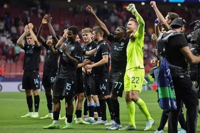 Kết quả Champions League sáng 13/10: Xác định được 5 đội vào vòng 1/8 - Ảnh 2. Kết quả Champions League sáng 13/10: Xác định được 5 đội vào vòng 1/8 - Ảnh 2.