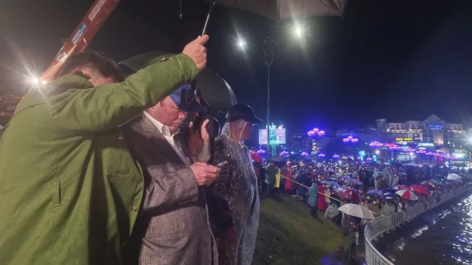 Đ&agrave; Lạt: &Ocirc; t&ocirc; lao xuống hồ Xu&acirc;n Hương, đ&atilde; t&igrave;m thấy 2 thi thể - Ảnh 5.