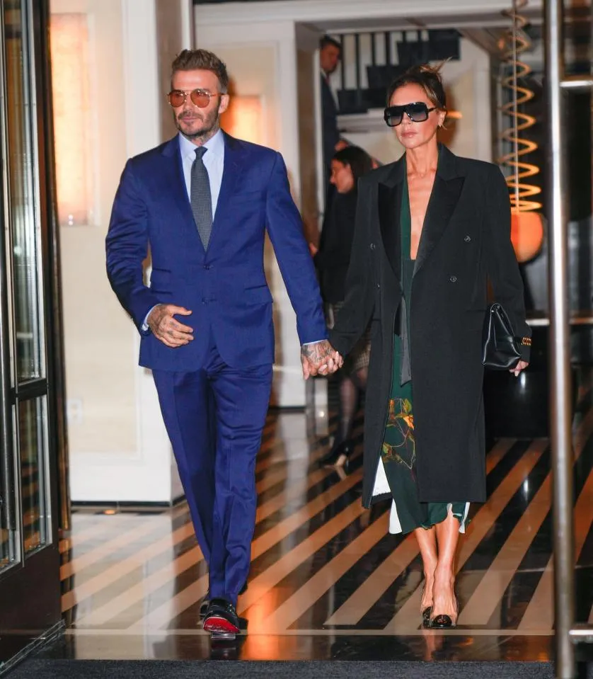 Victoria Beckham tiết lộ lý do xóa hình xăm David Beckham trên cổ tay - Ảnh 2.