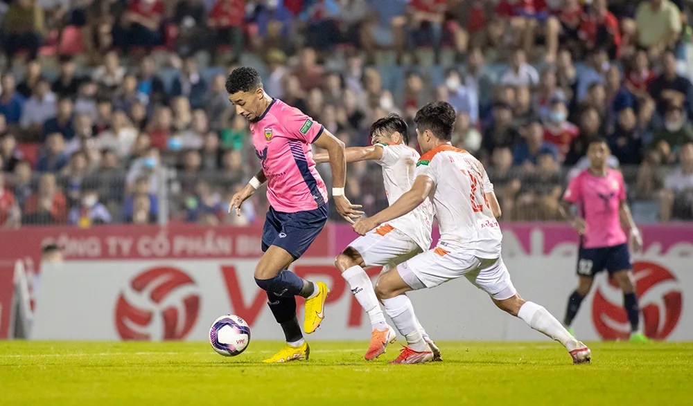 Vòng 19 Night Wolf V.League 1-2022: Căng thẳng từng phút giây - Ảnh 2. Vòng 19 Night Wolf V.League 1-2022: Căng thẳng từng phút giây - Ảnh 2.