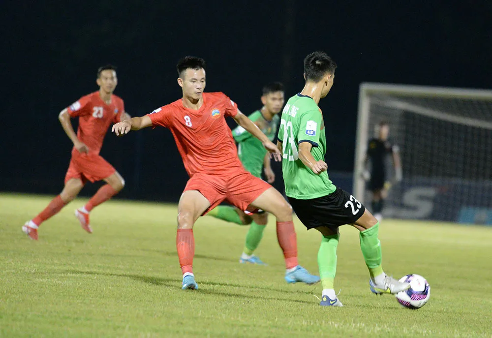 Tổng hợp vòng 20 LS V.League 2-2022: Những trận cầu bùng nổ cảm xúc - Ảnh 3. Tổng hợp vòng 20 LS V.League 2-2022: Những trận cầu bùng nổ cảm xúc - Ảnh 3.