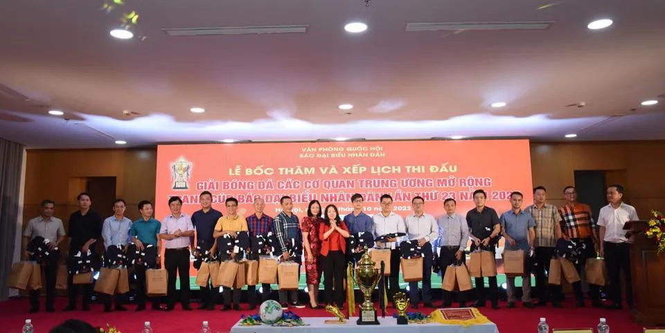 16 đội bóng tham dự Giải bóng đá các cơ quan Trung ương mở rộng năm 2022 - Ảnh 3. 16 đội bóng tham dự Giải bóng đá các cơ quan Trung ương mở rộng năm 2022 - Ảnh 3.