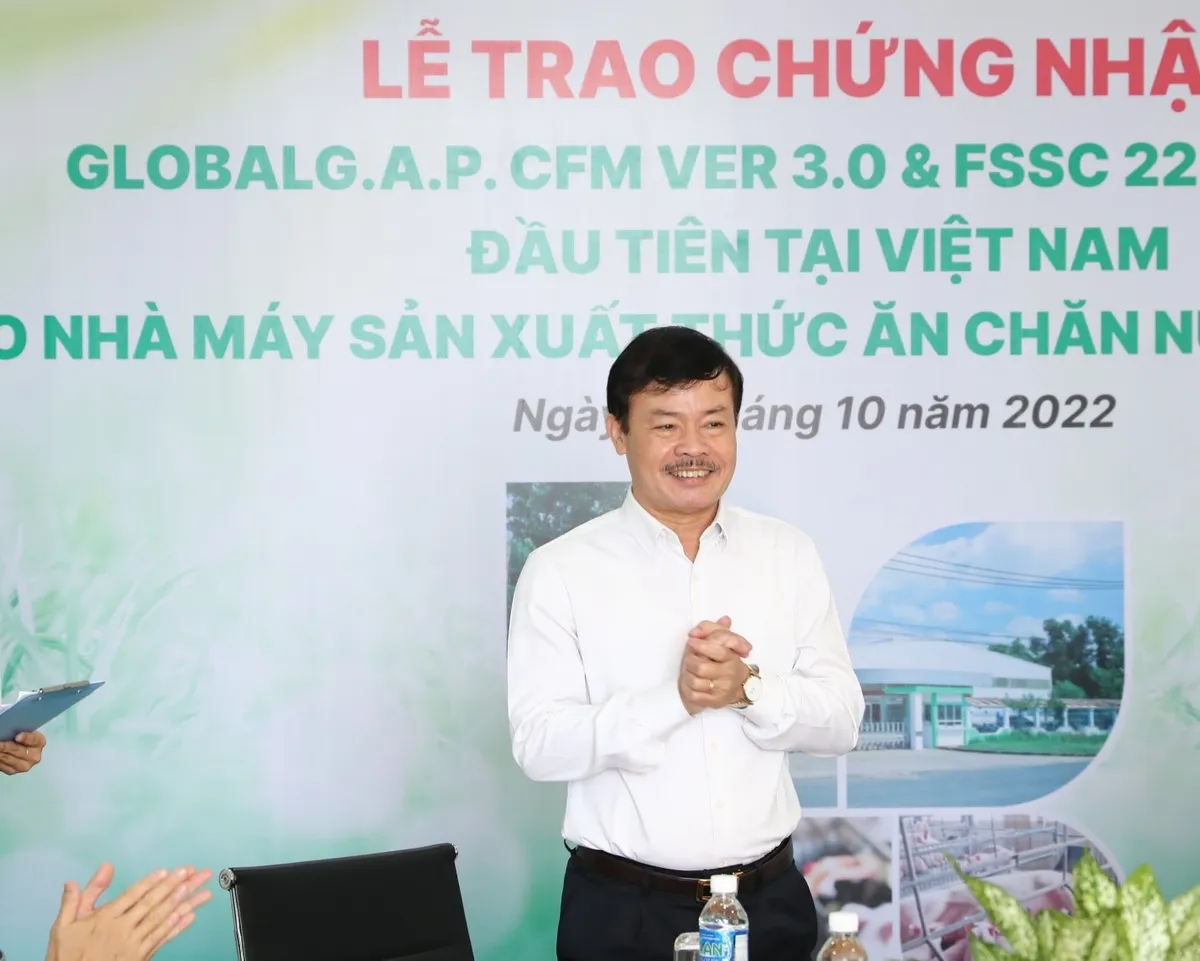 Trao chứng nhận quốc tế đầu tiên tại Việt Nam cho BaF - Ảnh 2. Trao chứng nhận quốc tế đầu tiên tại Việt Nam cho BaF - Ảnh 2.