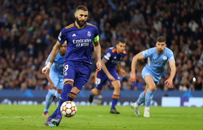 2022 - năm thi đấu rực sáng của Quả bóng Vàng Karim Benzema - Ảnh 2. 2022 - năm thi đấu rực sáng của Quả bóng Vàng Karim Benzema - Ảnh 2.