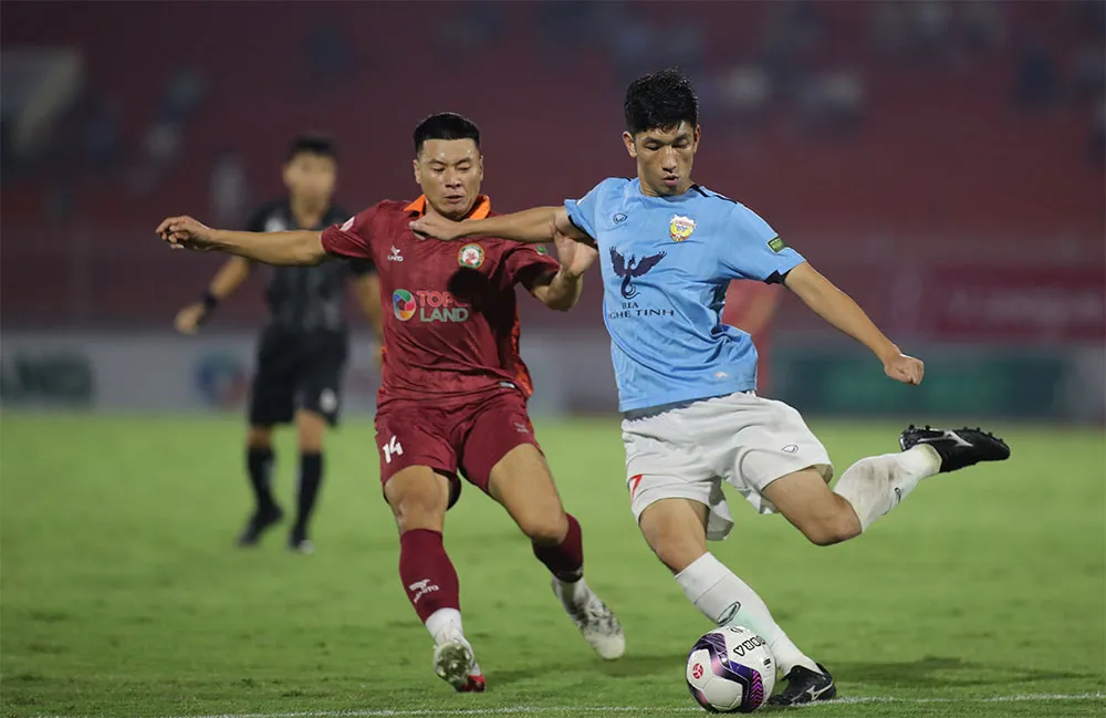 Vòng 20 Night Wolf V.League 1-2022 | CLB Sài Gòn tạm thoát hiểm - Ảnh 2. Vòng 20 Night Wolf V.League 1-2022 | CLB Sài Gòn tạm thoát hiểm - Ảnh 2.