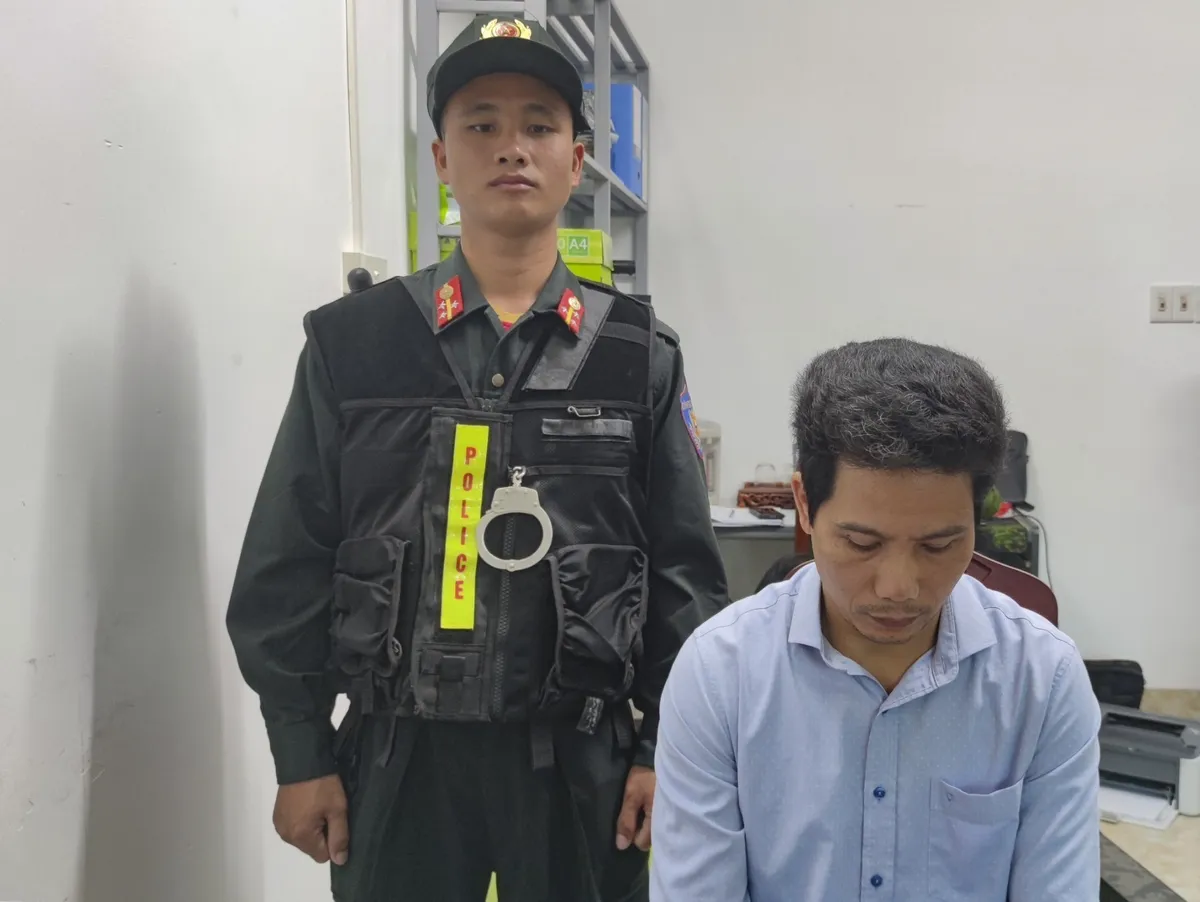 Bắt tạm giam Ph&oacute; Trưởng ph&ograve;ng T&agrave;i nguy&ecirc;n v&agrave; M&ocirc;i trường TP Điện Bi&ecirc;n Phủ - Ảnh 1.