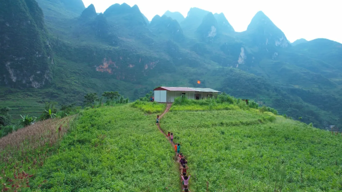 Chung tay cùng Quỹ Tấm lòng Việt hỗ trợ điểm trường Thín Ngài - Ảnh 4.