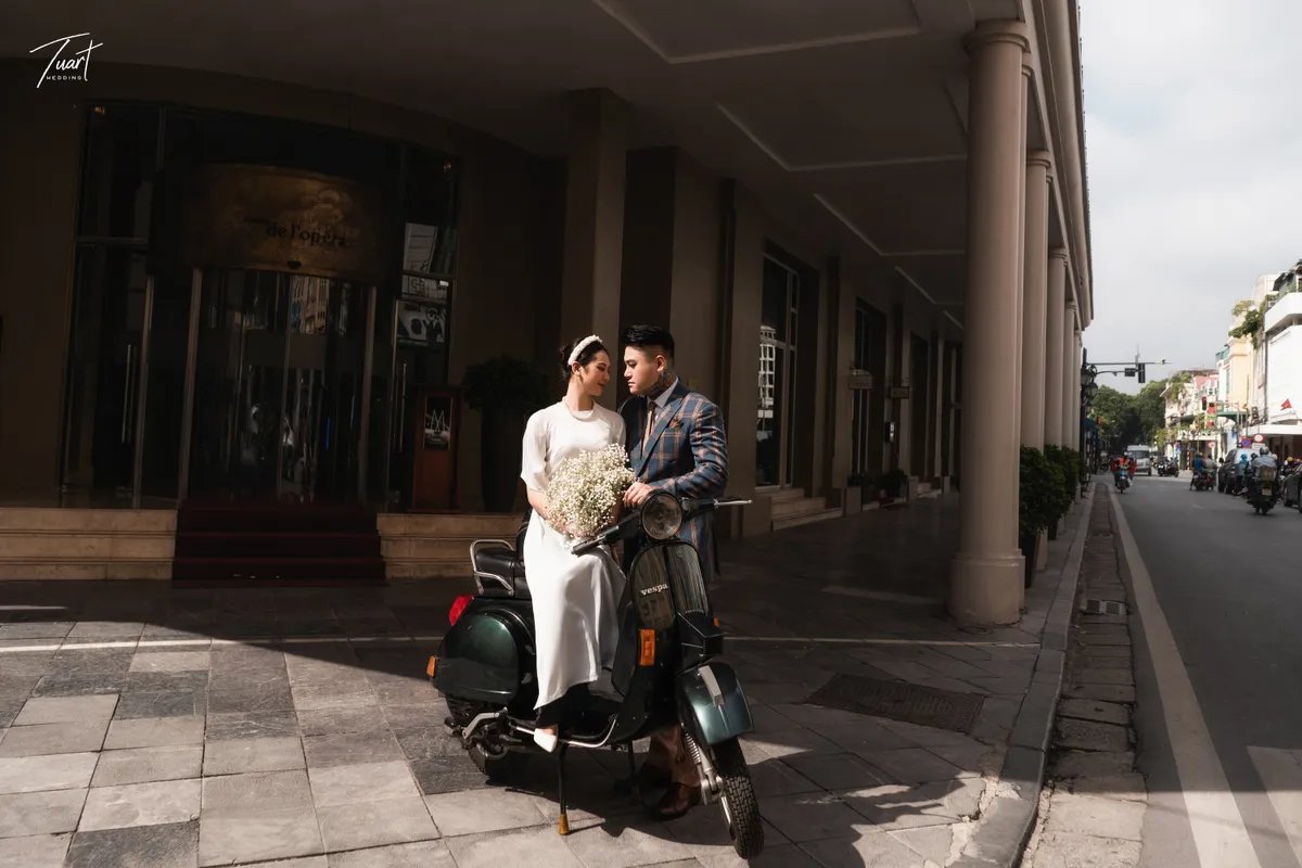 Ca sỹ Vũ Duy Kh&aacute;nh kết h&ocirc;n với vợ k&eacute;m 10 tuổi - Ảnh 2.