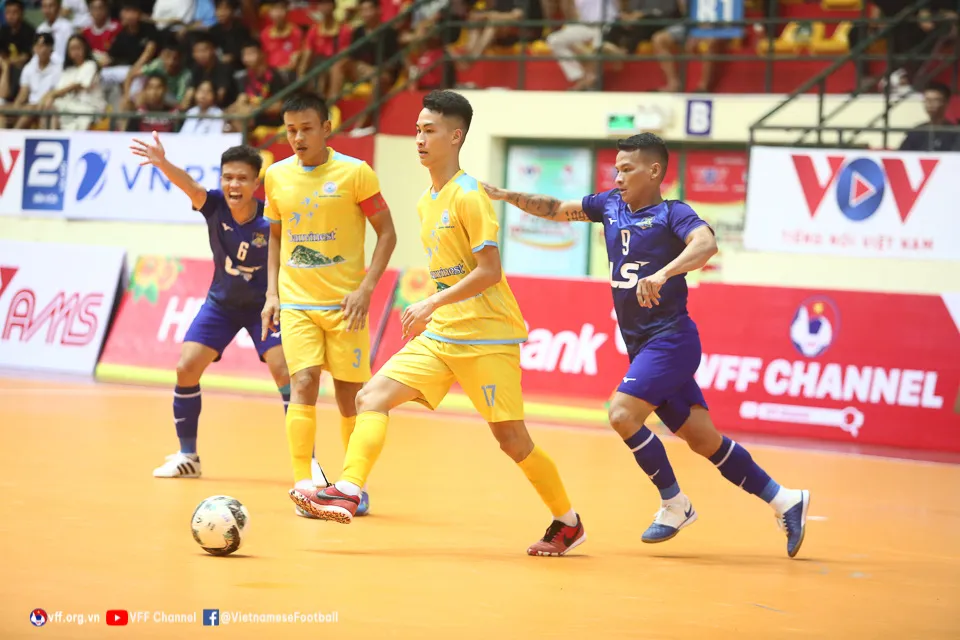 Vòng 10 giải futsal HDBank VĐQG 2022: Thái Sơn Nam và Thái Sơn Bắc cùng thắng đậm - Ảnh 4. Vòng 10 giải futsal HDBank VĐQG 2022: Thái Sơn Nam và Thái Sơn Bắc cùng thắng đậm - Ảnh 4.
