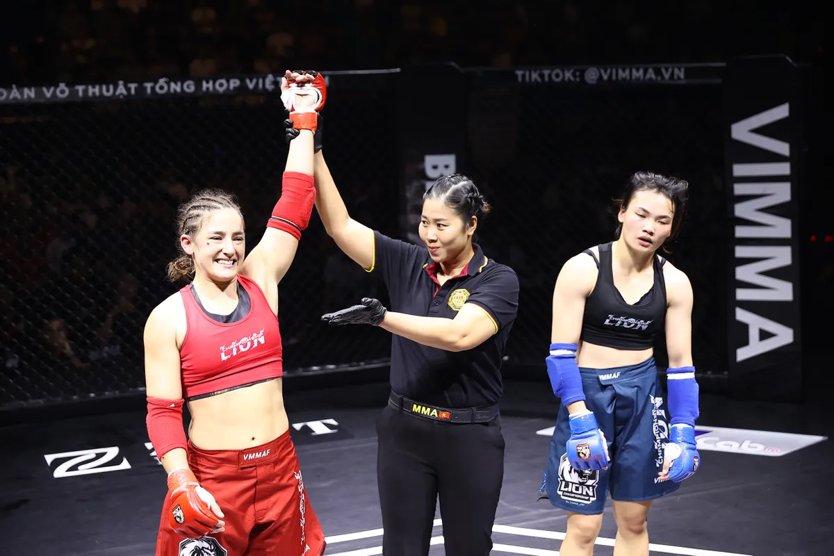 Nguyễn Trần Duy Nhất, Trần Quang Lộc thắng ấn tượng ở bán kết LION Championship 2 - Ảnh 7. Nguyễn Trần Duy Nhất, Trần Quang Lộc thắng ấn tượng ở bán kết LION Championship 2 - Ảnh 7.