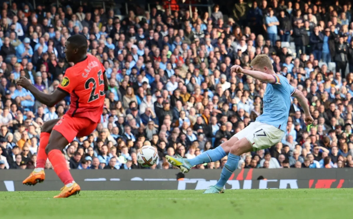 Man City tìm lại niềm vui chiến thắng, áp sát ngôi đầu Ngoại hạng Anh - Ảnh 2. Man City tìm lại niềm vui chiến thắng, áp sát ngôi đầu Ngoại hạng Anh - Ảnh 2.