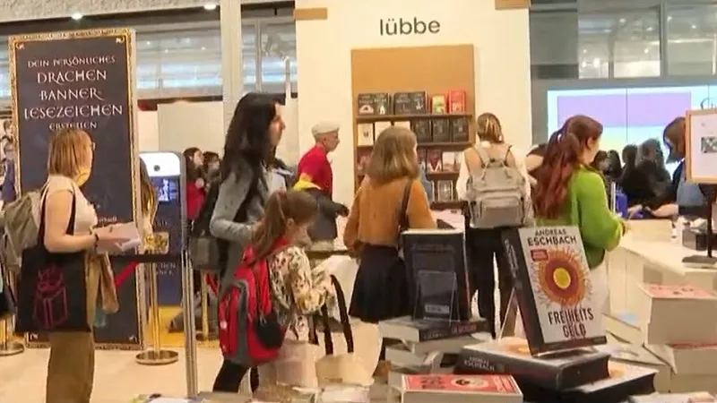 BookTok - quảng b&aacute; văn h&oacute;a đọc nhờ TikTok - Ảnh 1.