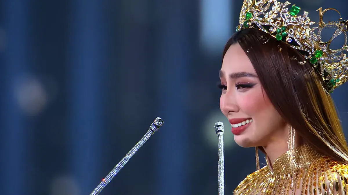 Thùy Tiên bắn 4 thứ tiếng trong giây phút kết thúc nhiệm kỳ Miss Grand International - Ảnh 6.