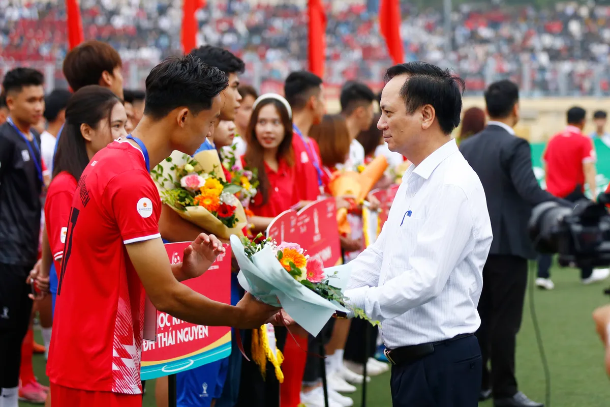 Khai mạc VCK giải vô địch bóng đá sinh viên toàn quốc 2022 - Ảnh 10. Khai mạc VCK giải vô địch bóng đá sinh viên toàn quốc 2022 - Ảnh 10.