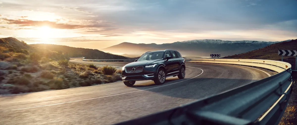 Vietnam Motorshow 2022: Volvo ra mắt thế hệ xe mới, sẽ sản xuất 100% xe điện v&agrave;o 2030 - Ảnh 1.