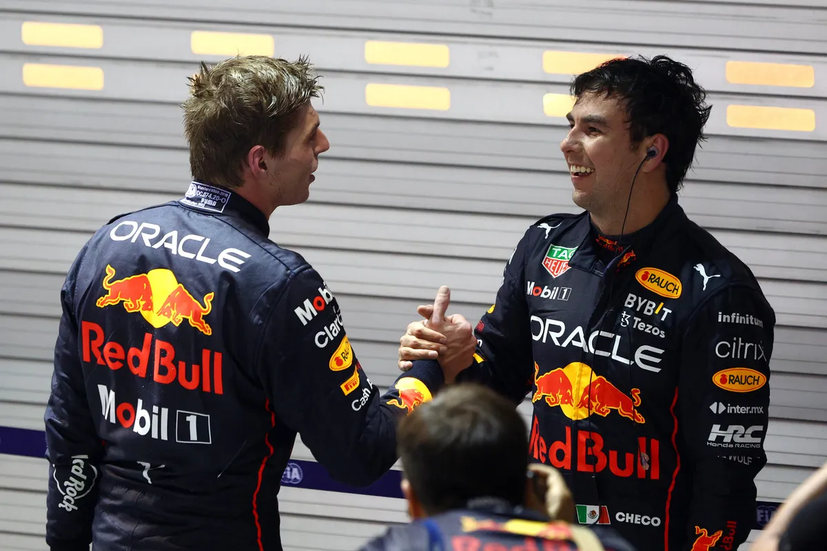 GP Singapore: Sergio Perez về nhất chặng - Ảnh 1. GP Singapore: Sergio Perez về nhất chặng - Ảnh 1.