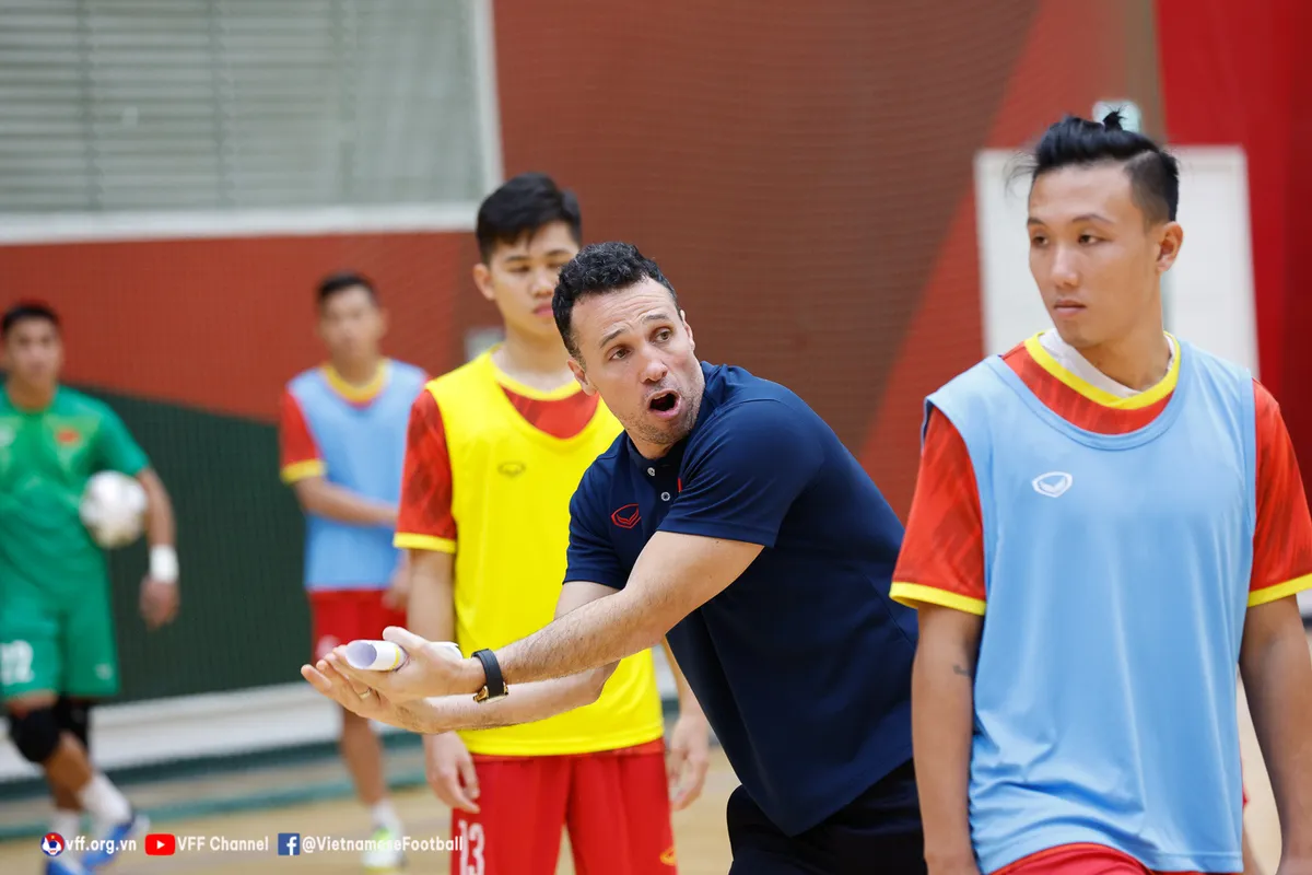 ĐT futsal Iran vs ĐT futsal Việt Nam: Đối đầu thách thức | 15h00 trực tiếp trên VTV6 - Ảnh 2. ĐT futsal Iran vs ĐT futsal Việt Nam: Đối đầu thách thức | 15h00 trực tiếp trên VTV6 - Ảnh 2.