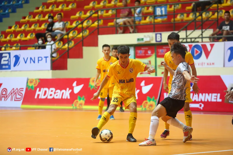 Vòng 14 giải futsal VĐQG 2022 (ngày 31/10): Sahako tiến bước dài đến ngôi vô địch - Ảnh 5. Vòng 14 giải futsal VĐQG 2022 (ngày 31/10): Sahako tiến bước dài đến ngôi vô địch - Ảnh 5.