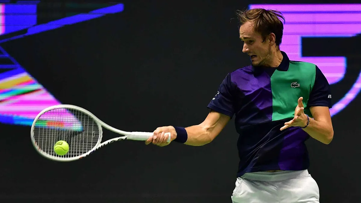 Medvedev và Djokovic dễ dàng vào tứ kết Astana mở rộng - Ảnh 1. Medvedev và Djokovic dễ dàng vào tứ kết Astana mở rộng - Ảnh 1.