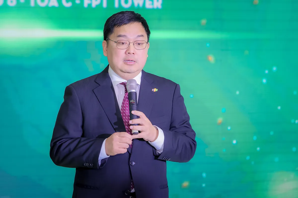 VPF và FPT hợp tác trong 5 mùa giải liên tiếp, giúp nâng tầm bóng đá Việt - Ảnh 2. VPF và FPT hợp tác trong 5 mùa giải liên tiếp, giúp nâng tầm bóng đá Việt - Ảnh 2.