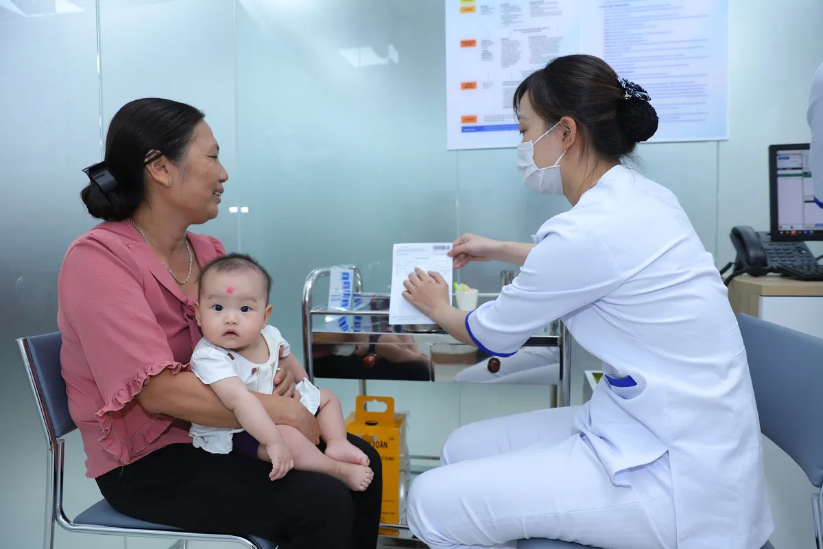 80% bệnh nh&acirc;n ung thư gan do tiến triển vi&ecirc;m gan B - Ảnh 1.