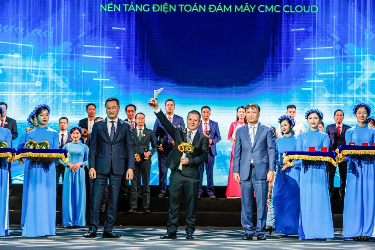 CMC tăng trưởng mạnh trong 6 tháng đầu năm tài chính 2022 - Ảnh 2.