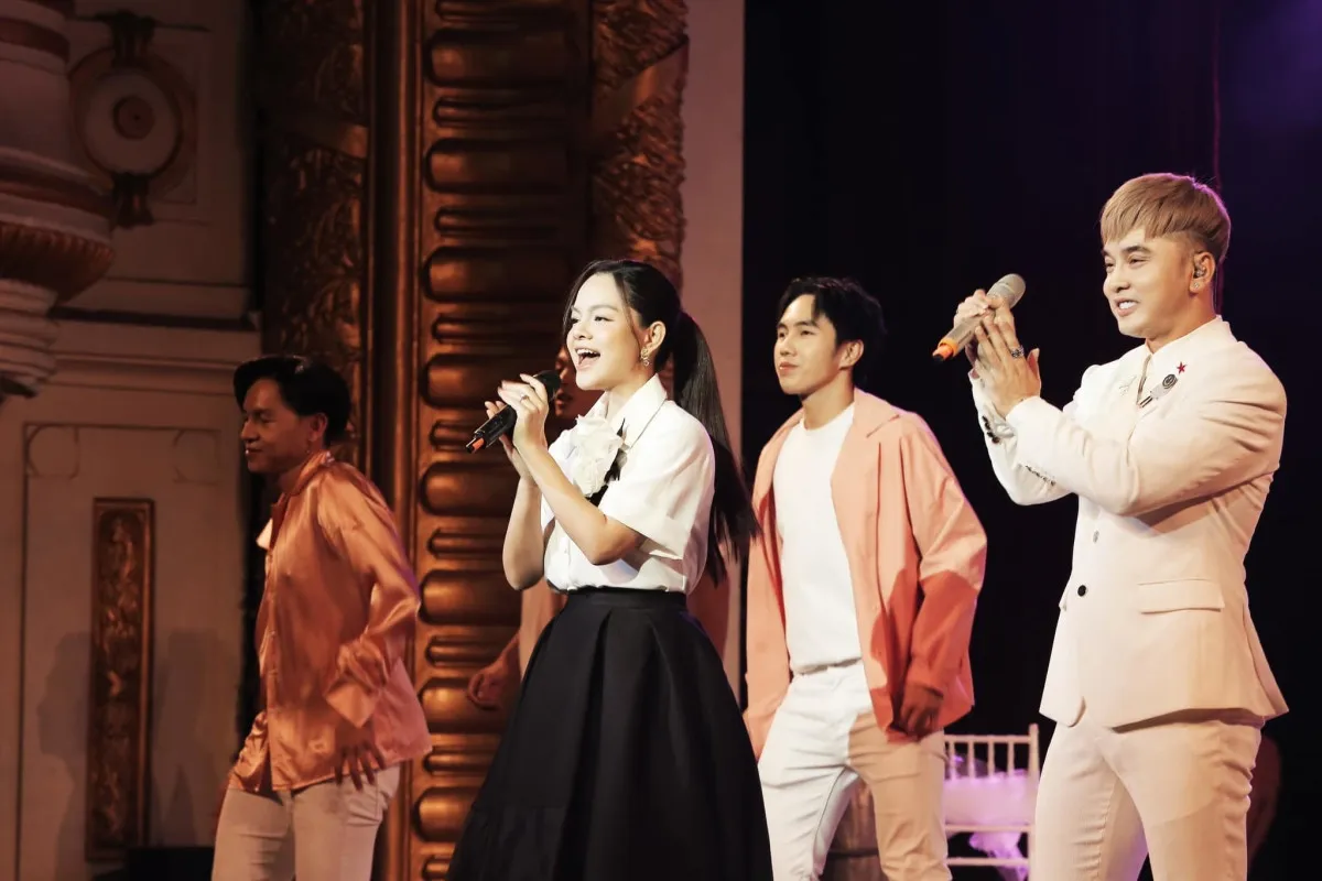 Sao Việt ngày 11/11: Trấn Thành vắng mặt ở buổi ra mắt MV Hari Won, NSND Minh Hòa khoe ảnh xưa - Ảnh 5.