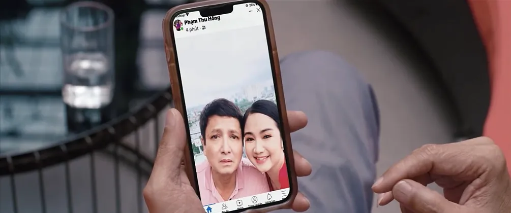 Thông gia ngõ hẹp - Tập 17: Ông Khôi ghen khi ông Phúc chụp ảnh cùng bà Hồng - Ảnh 5.