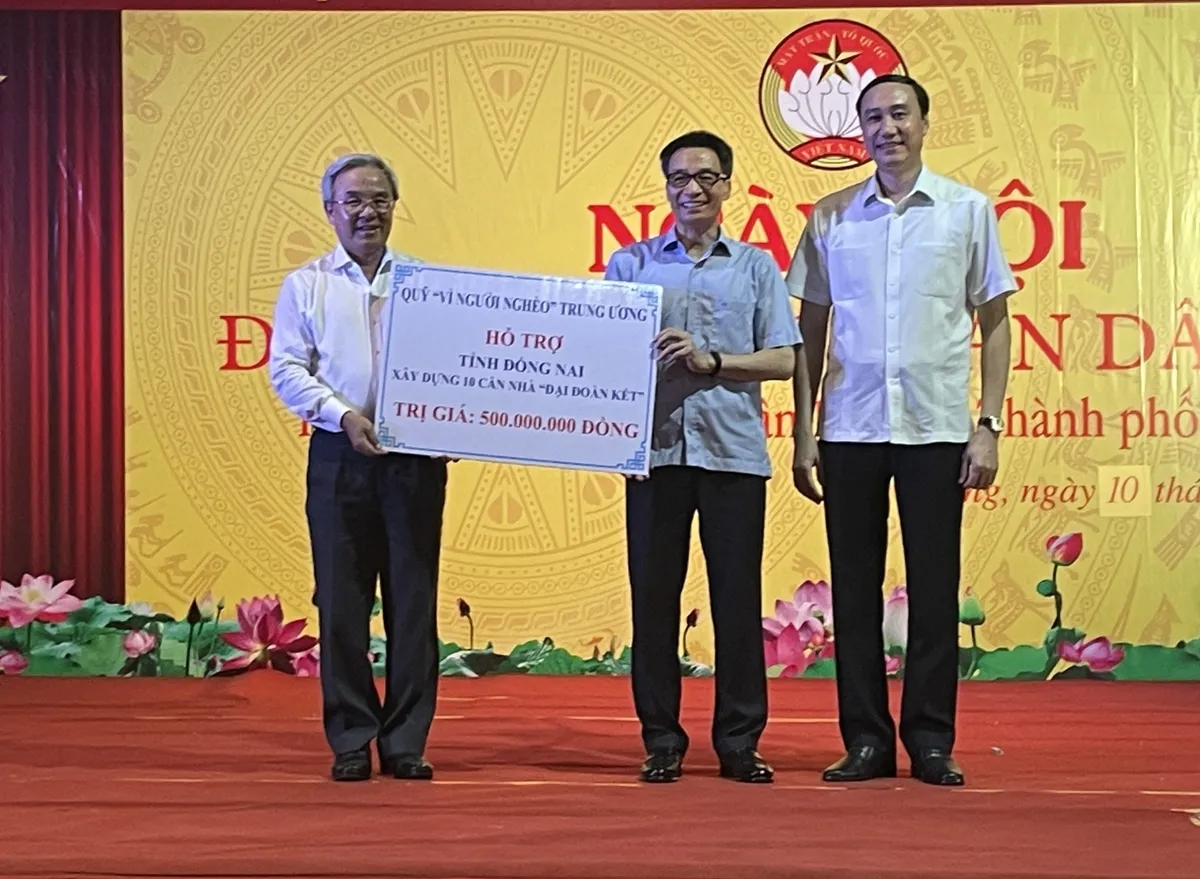 Đại dịch là thời gian những giá trị tốt đẹp nhất của người dân Việt Nam được khơi dậy - Ảnh 1.