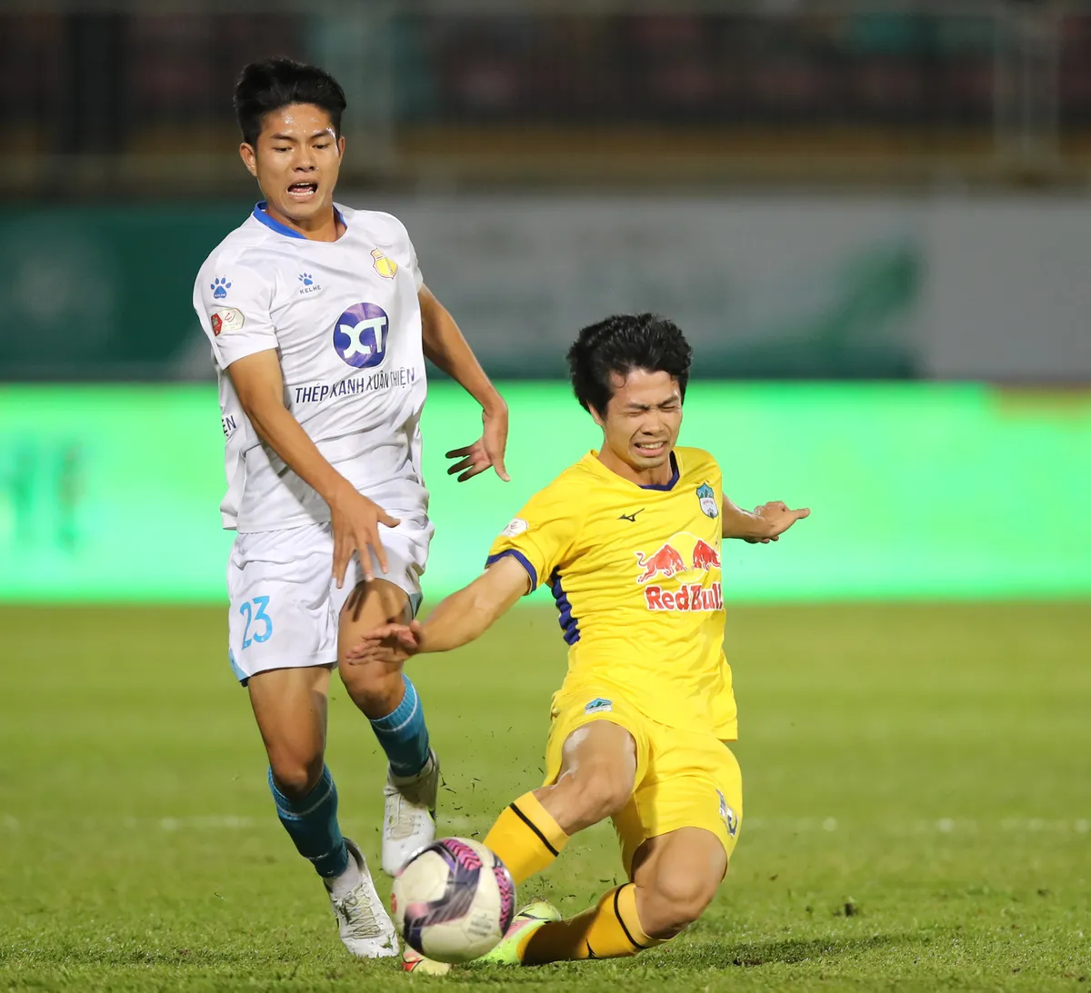 Công Phượng chia tay V.League 2022 - Ảnh 1. Công Phượng chia tay V.League 2022 - Ảnh 1.