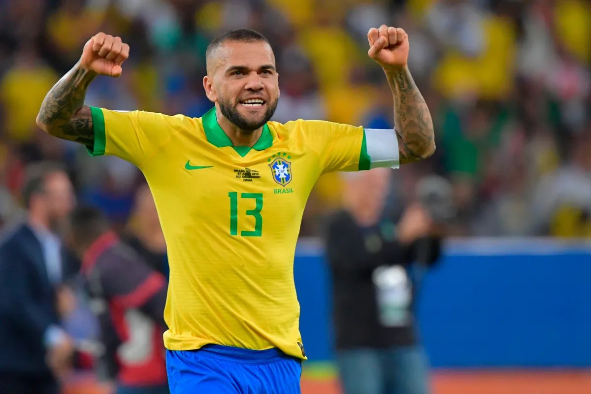 10 cầu thủ lớn tuổi nhất World Cup 2022 | Ronaldo vẫn còn rất trẻ - Ảnh 6. 10 cầu thủ lớn tuổi nhất World Cup 2022 | Ronaldo vẫn còn rất trẻ - Ảnh 6.