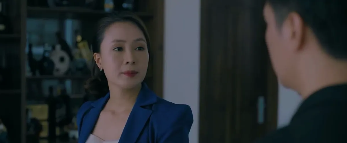 H&agrave;nh tr&igrave;nh c&ocirc;ng l&yacute; - Tập 12: Phương bất ngờ muốn gặp c&ocirc; g&aacute;i m&aacute;t-xa khiến Ho&agrave;ng hiểu lầm - Ảnh 1.