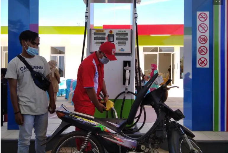 Indonesia sẽ cấm b&aacute;n xăng RON-88 v&agrave; RON-89 v&agrave;o đầu năm 2023 - Ảnh 1.