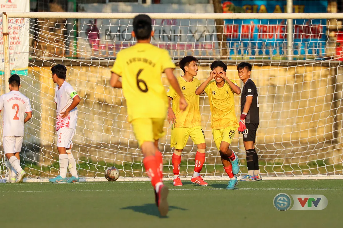 Đại học Giao thông Vận tải gặp Đại học Sư phạm TDTT Hà Nội ở trận chung kết SV Champions League - Ảnh 14. Đại học Giao thông Vận tải gặp Đại học Sư phạm TDTT Hà Nội ở trận chung kết SV Champions League - Ảnh 14.