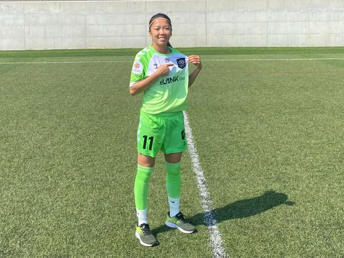 Lập cú đúp cho Lank FC, Huỳnh Như giành giải xuất sắc nhất trận - Ảnh 1.